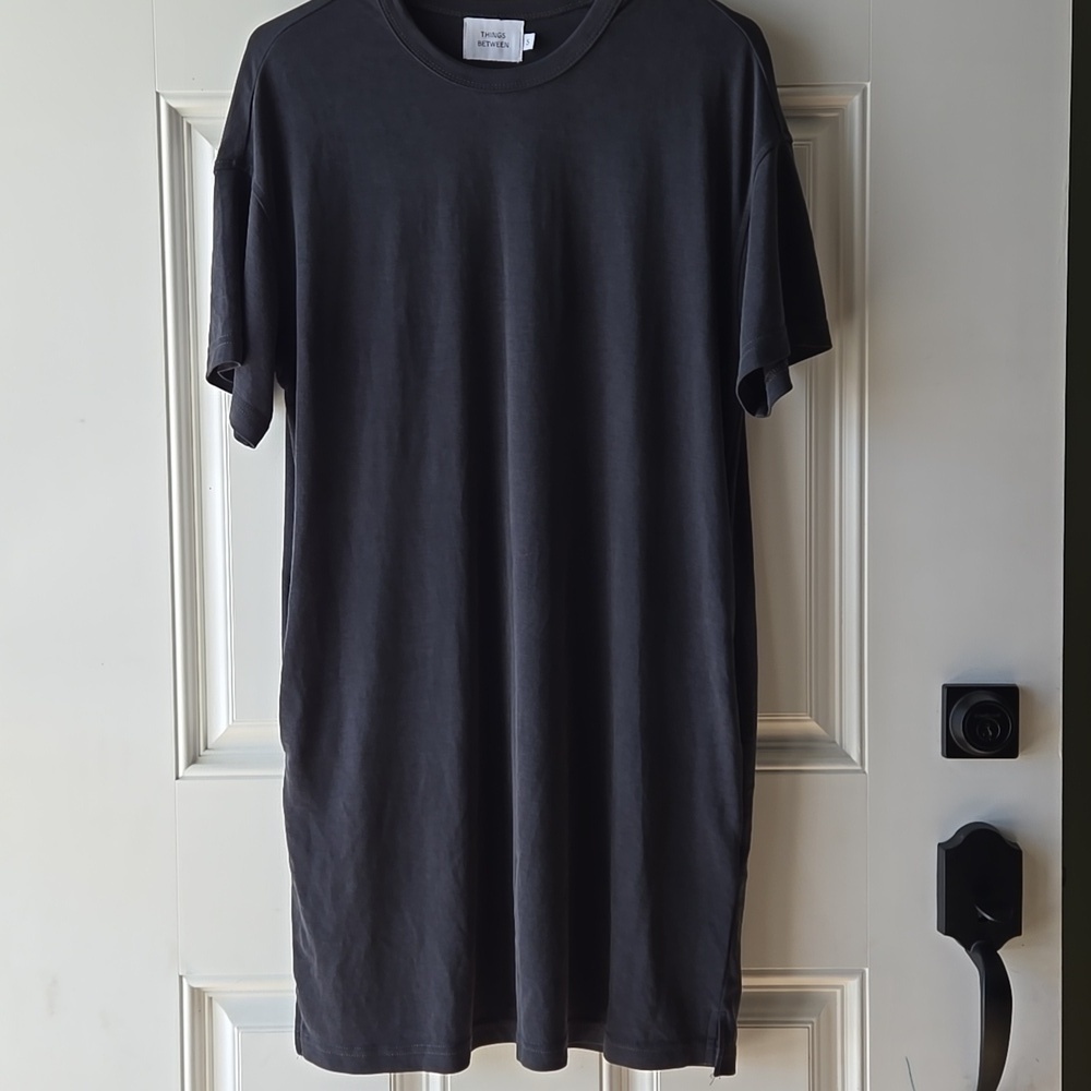 Everyday Midi T-Shirt Dress in Charcoal